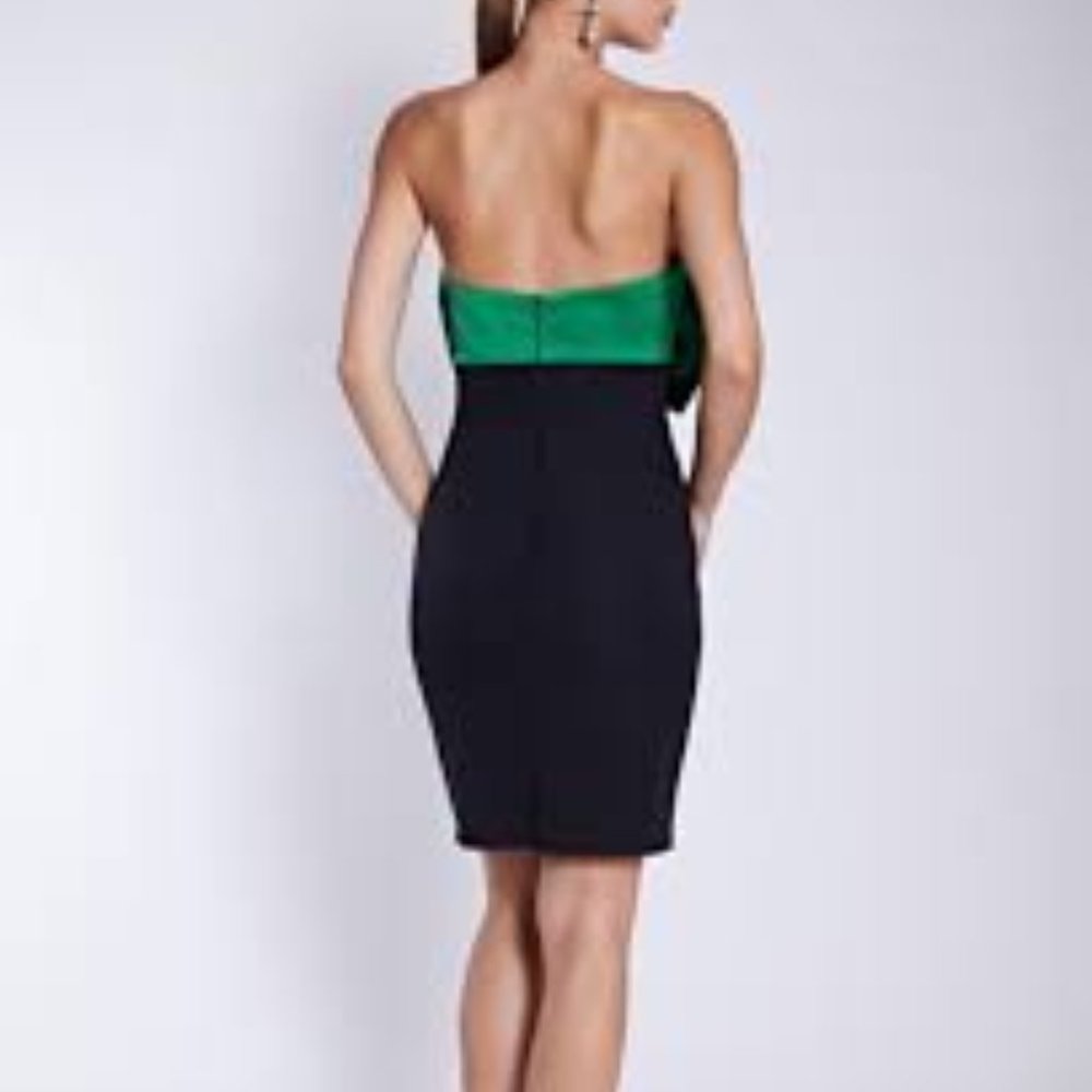 NWOT Trinity Brand Strapeless Bodycon Dress In Navy & Green. Soft Stretch Size M - Picture 2 of 9